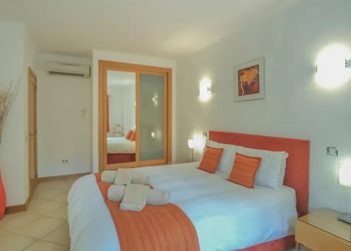Cristo - Orange Apartment Lagos