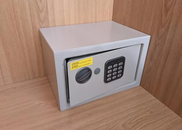 Cristo - Orange Lagos